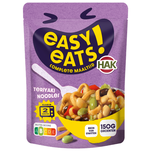 Hak Easy eats teriyaki noodles
